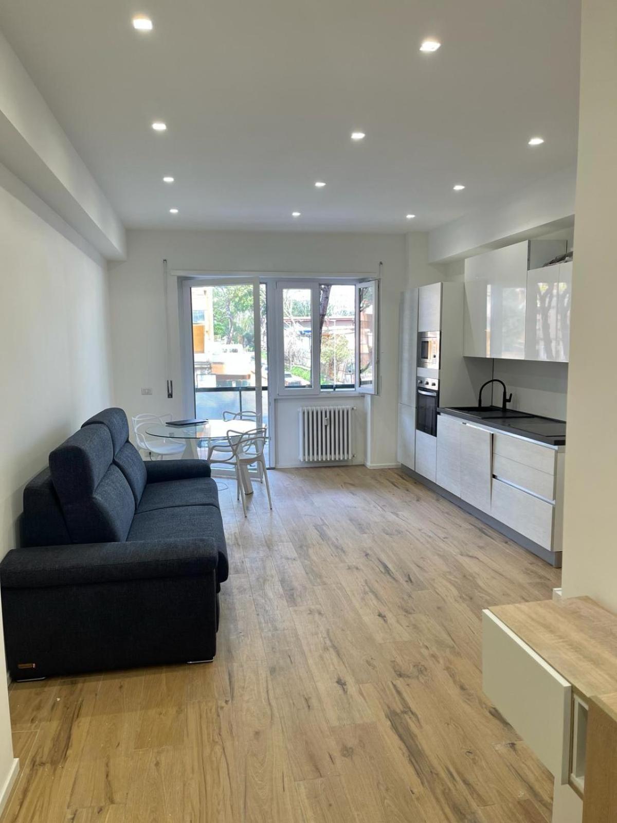 Apartment Pm 34 Viale Imperatore - 50 Mt From Metro San Paolo Rome