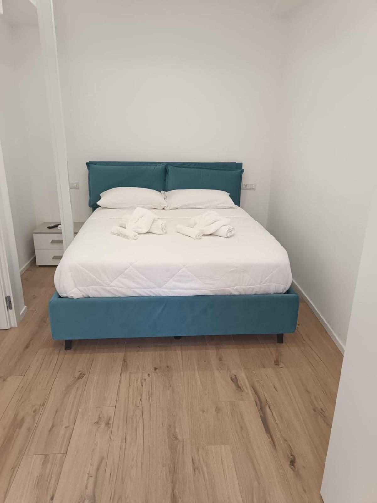 Apartment Pm 34 Viale Imperatore - 50 Mt From Metro San Paolo