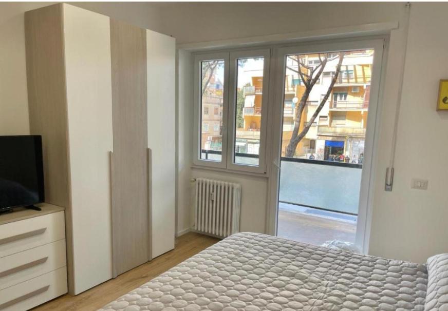 Pm 34 Viale Imperatore - 50 Mt From Metro San Paolo Apartment *