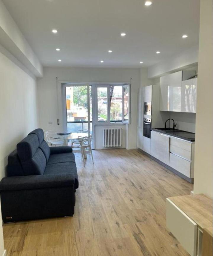 Apartment Pm 34 Viale Imperatore - 50 Mt From Metro San Paolo