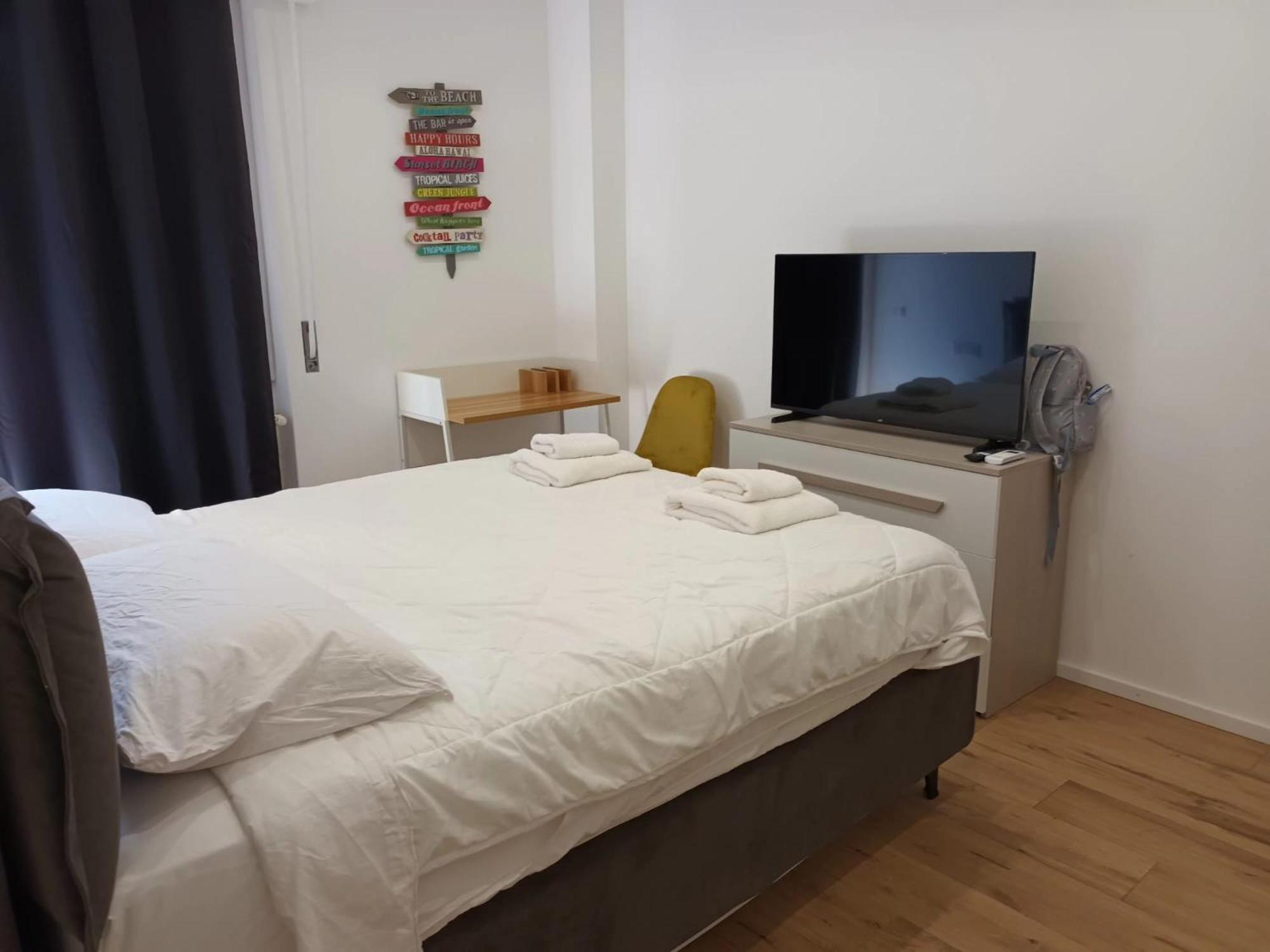 Apartamento Pm 34 Viale Imperatore - 50 Mt From Metro San Paolo *